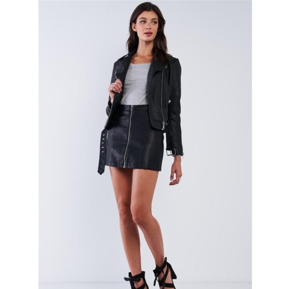 Dresses & Skirts - Vegan Miniskirt with zipper detail NWT